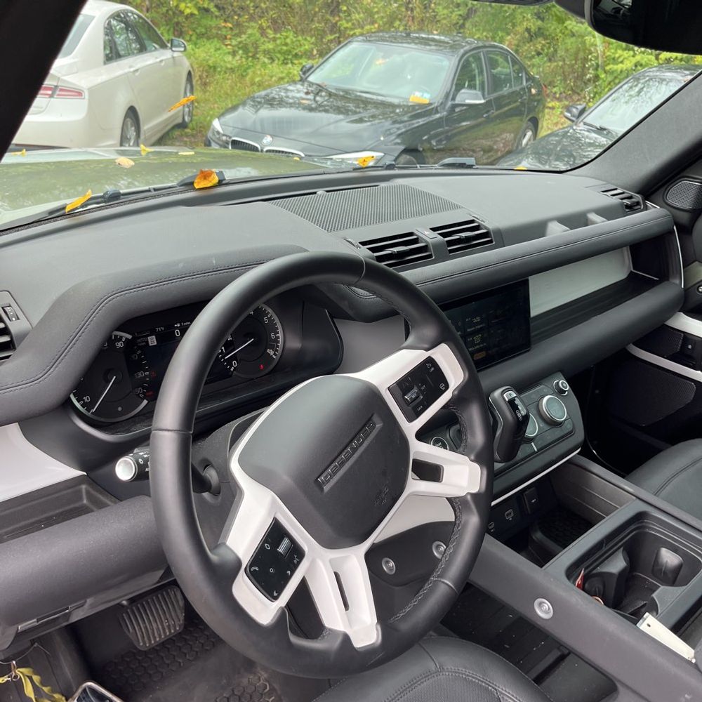 2023 Land Rover Defender 110 S