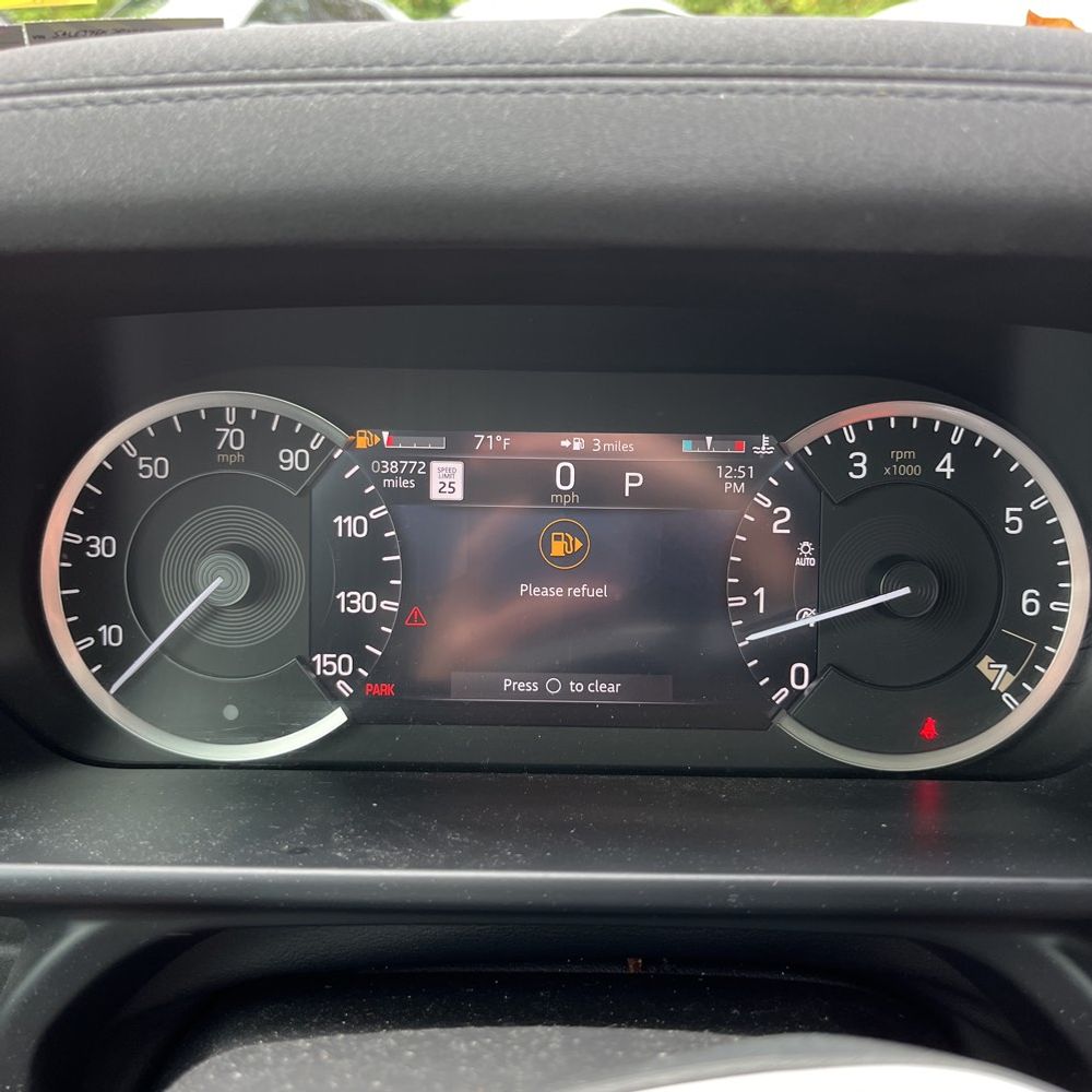 2023 Land Rover Defender 110 S