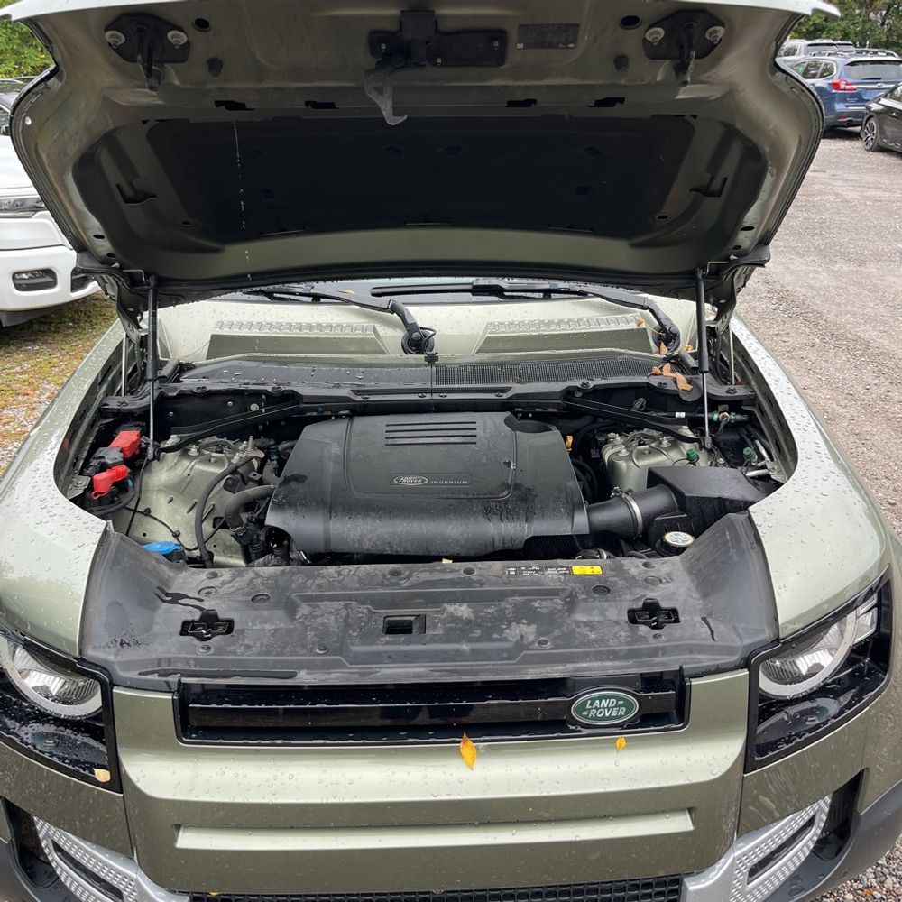2023 Land Rover Defender 110 S
