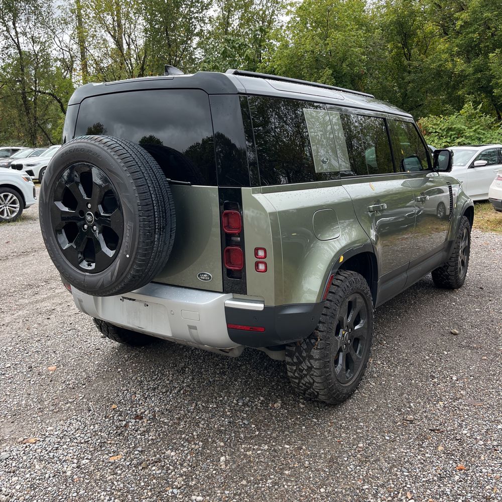2023 Land Rover Defender 110 S