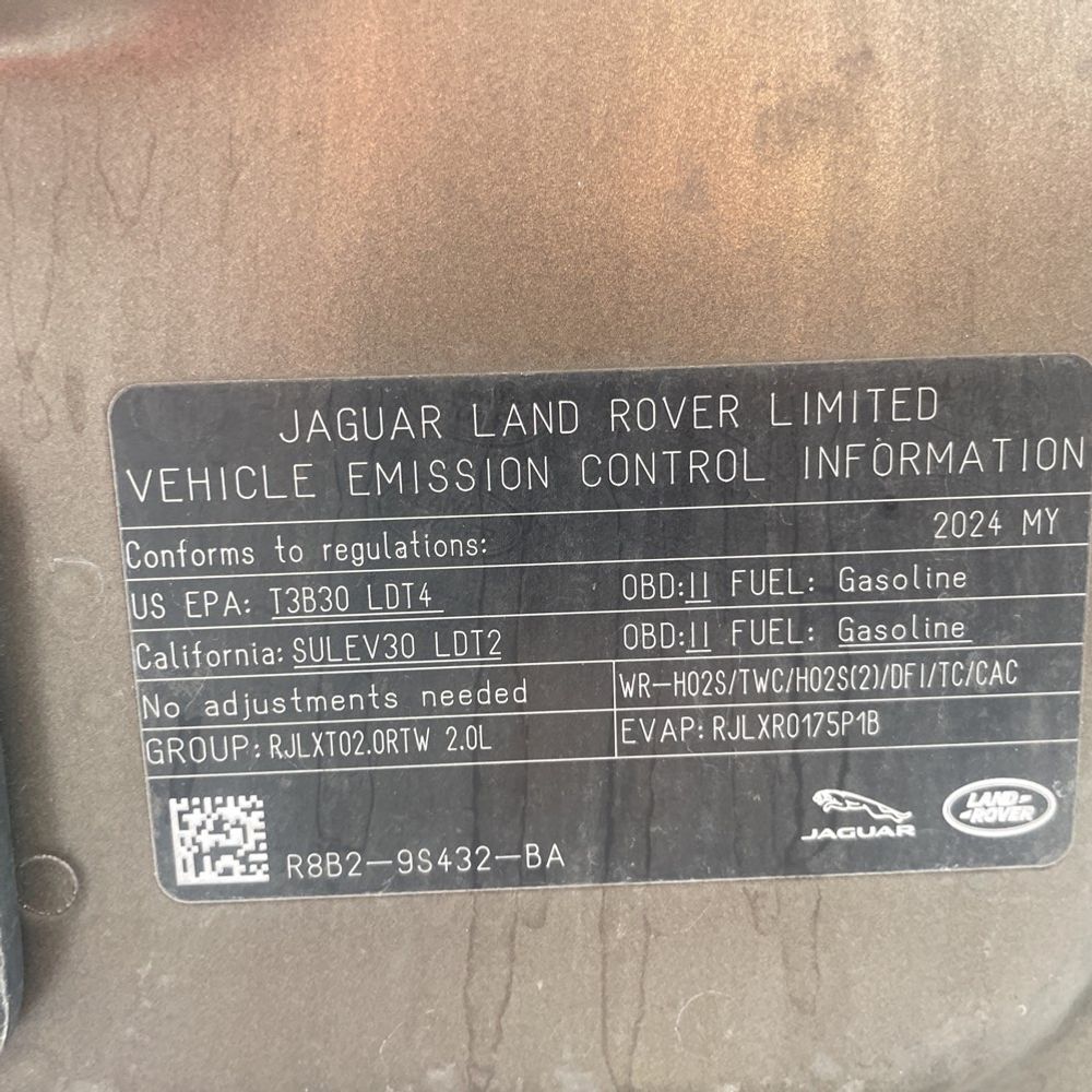 2024 Land Rover Defender 110 S P300