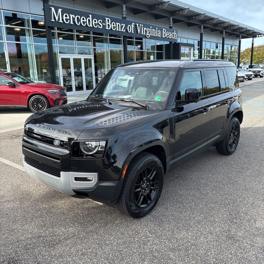 2025 Land Rover Defender 110 S P300