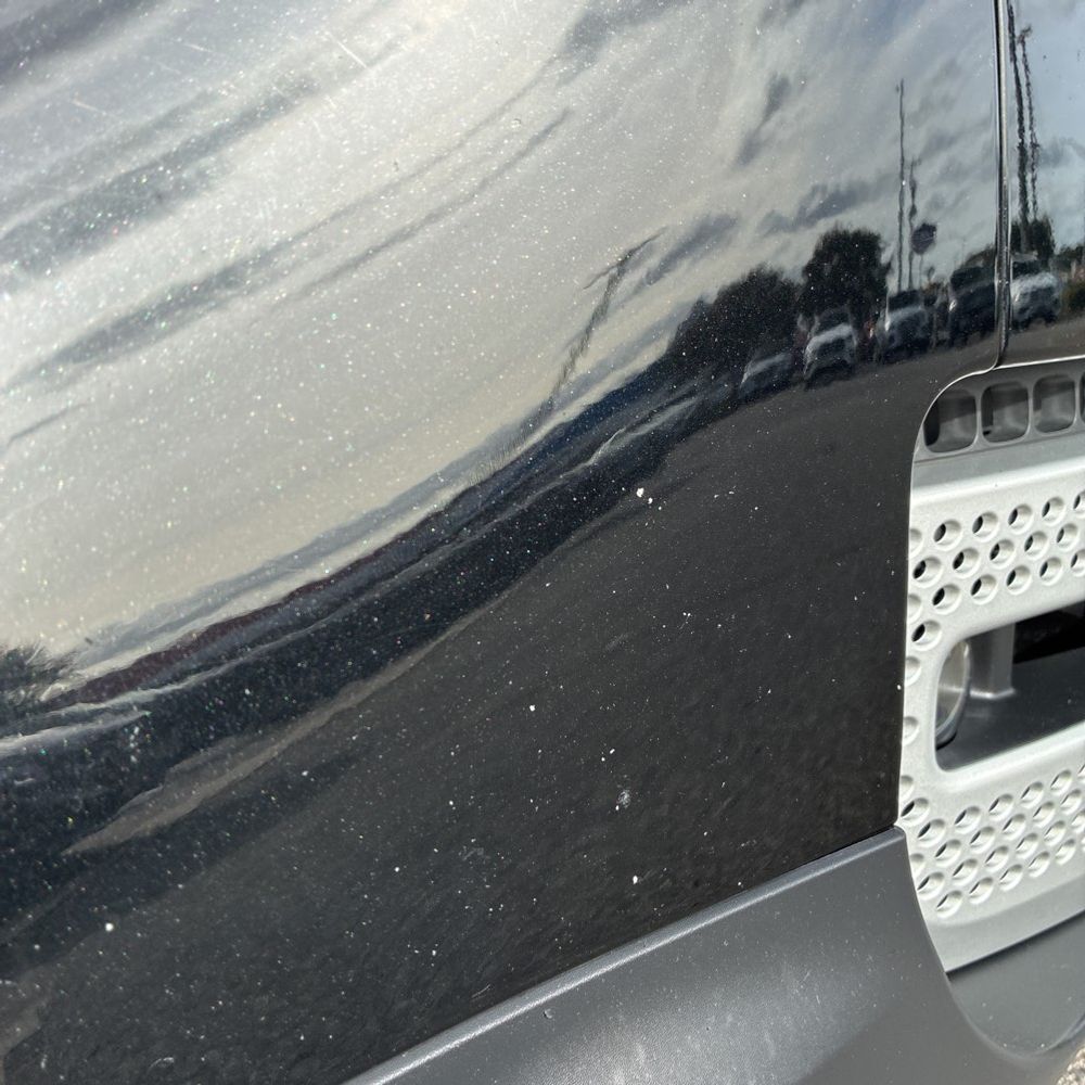 2025 Land Rover Defender 110 S P300