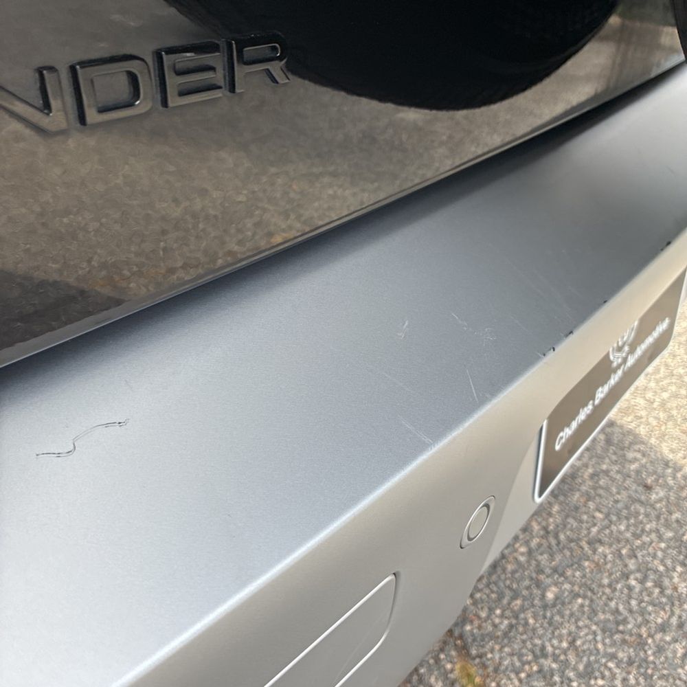 2025 Land Rover Defender 110 S P300