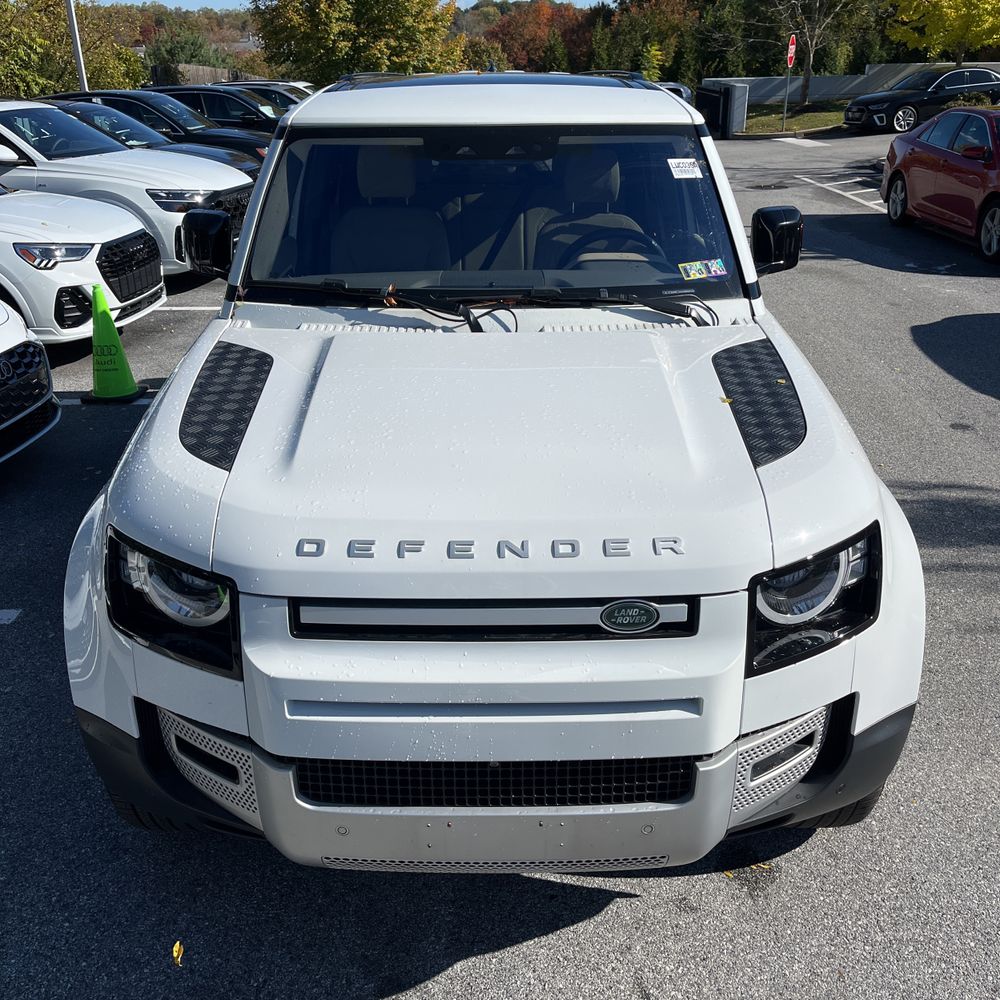 2022 Land Rover Defender 110 S
