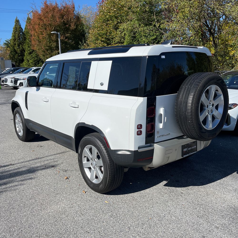 2022 Land Rover Defender 110 S