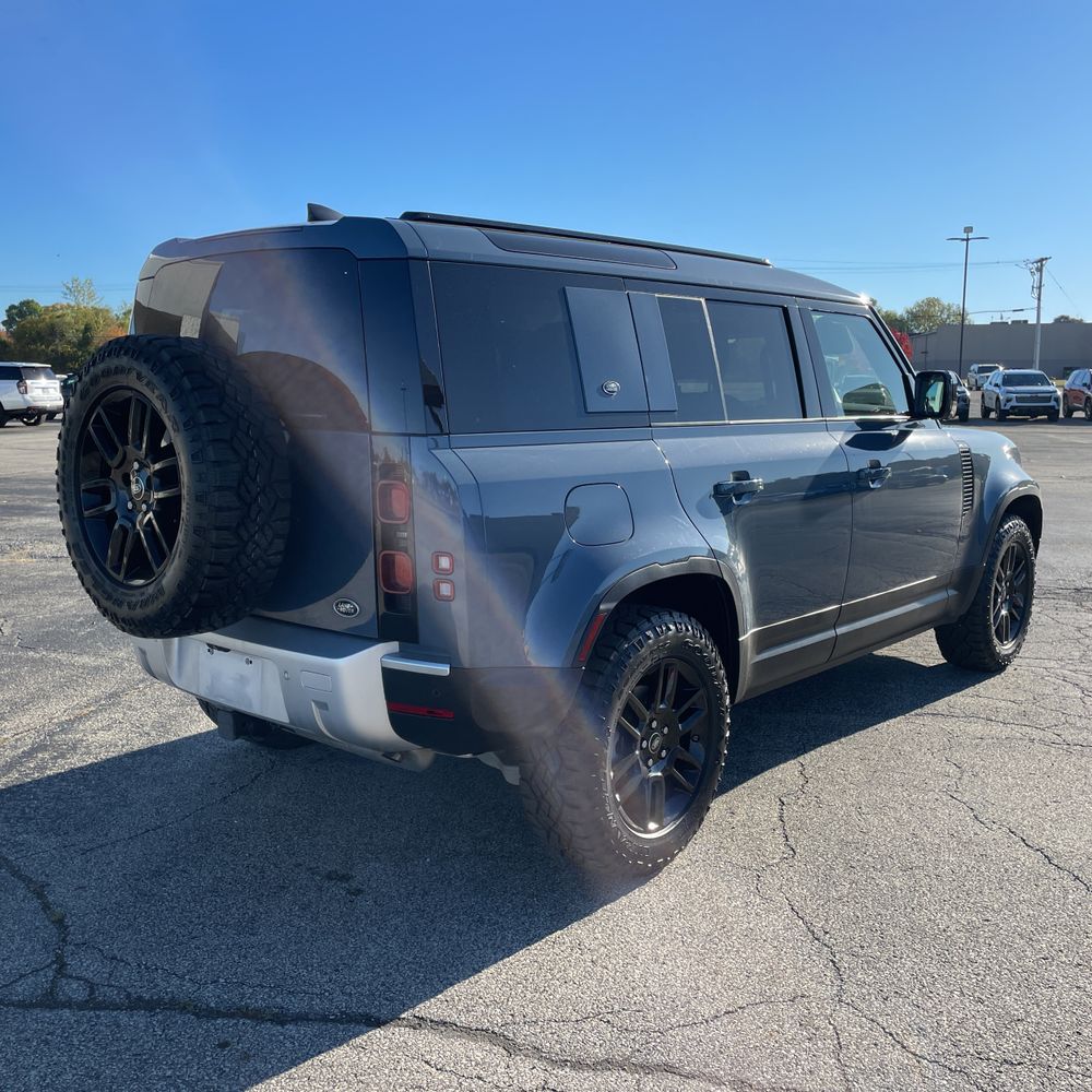 2021 Land Rover Defender 110 S