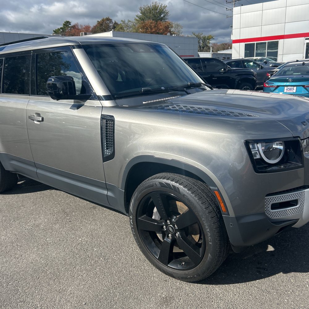 2021 Land Rover Defender 110 S