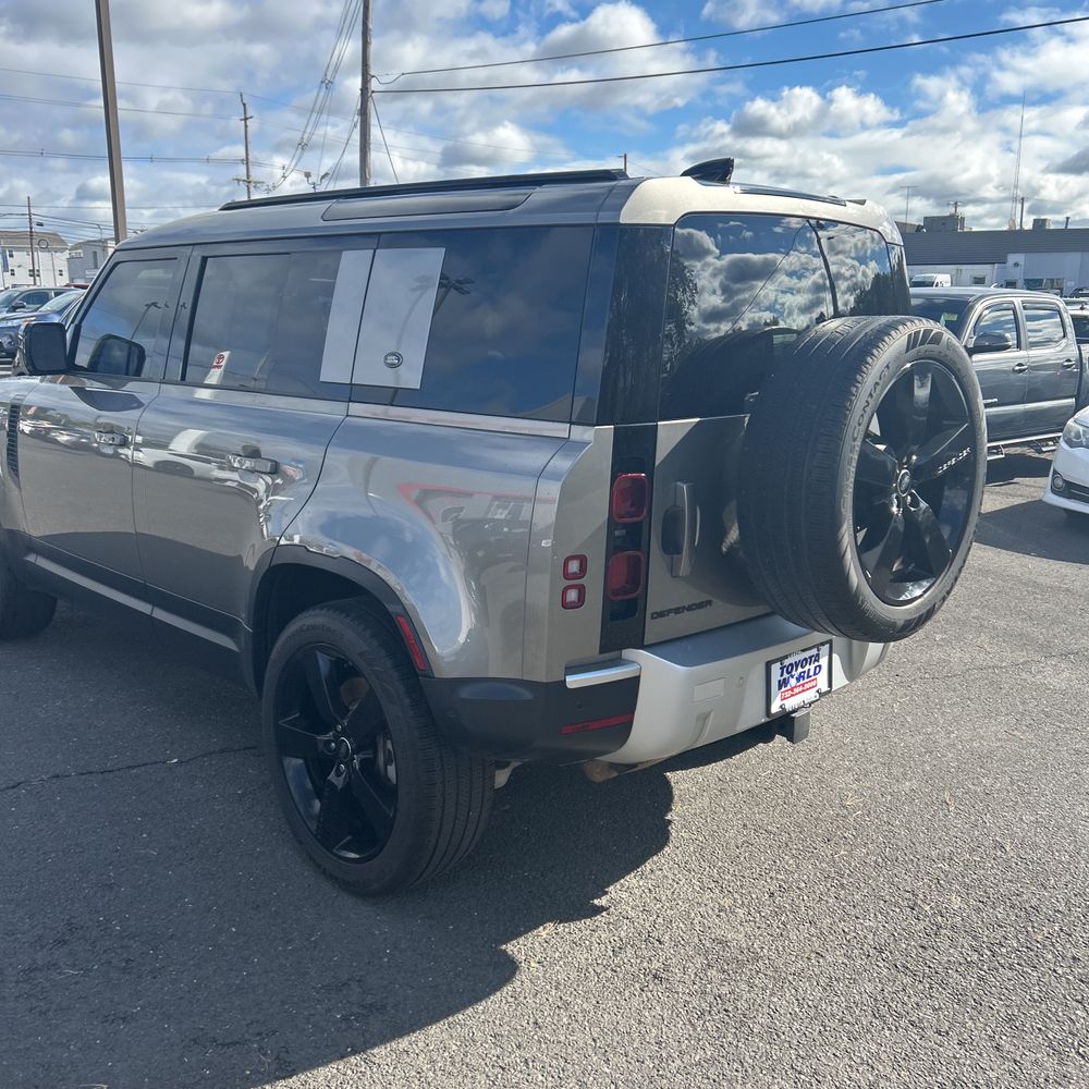 2021 Land Rover Defender 110 S