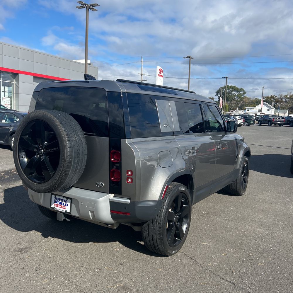 2021 Land Rover Defender 110 S