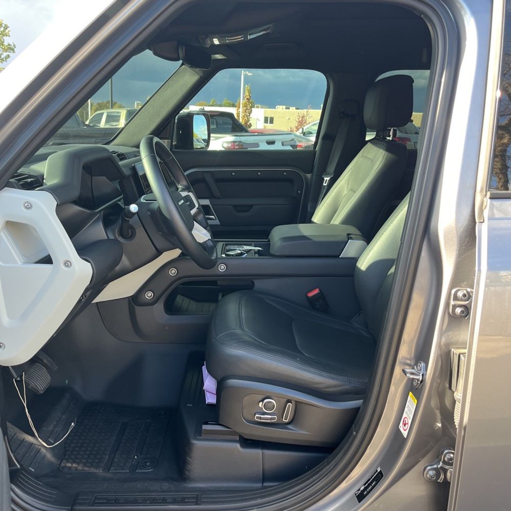 2023 Land Rover Defender 130 S