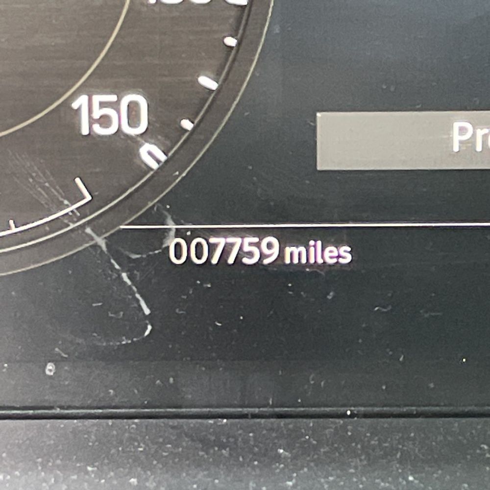 2023 Land Rover Defender 110 SE