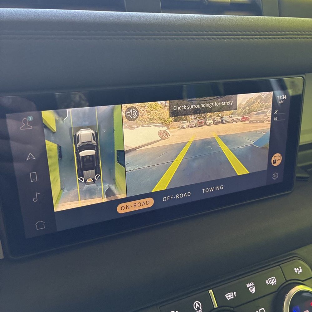 2021 Land Rover Defender 110 SE