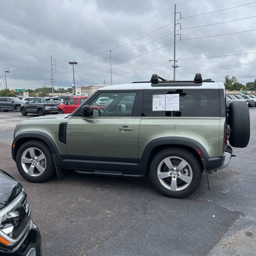 2021 Land Rover Defender 90 First Edition