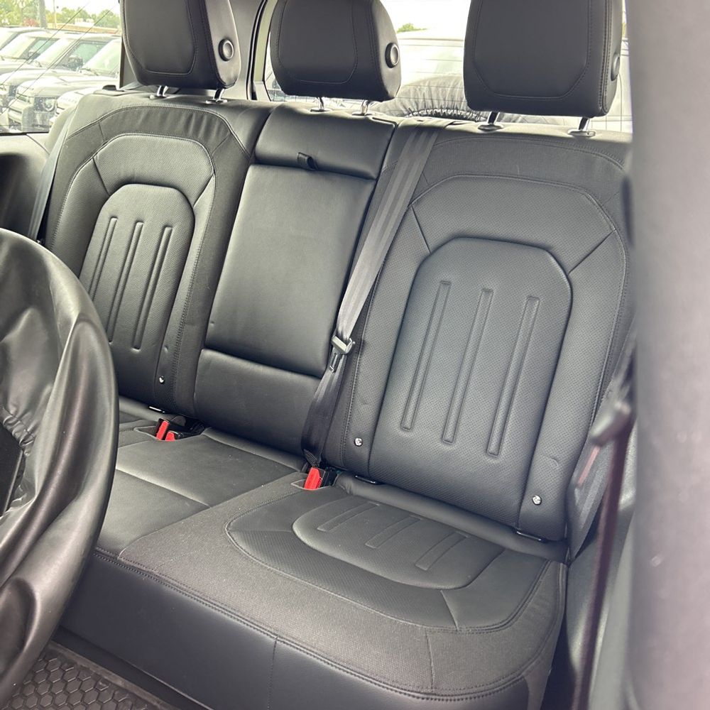2021 Land Rover Defender 90 First Edition