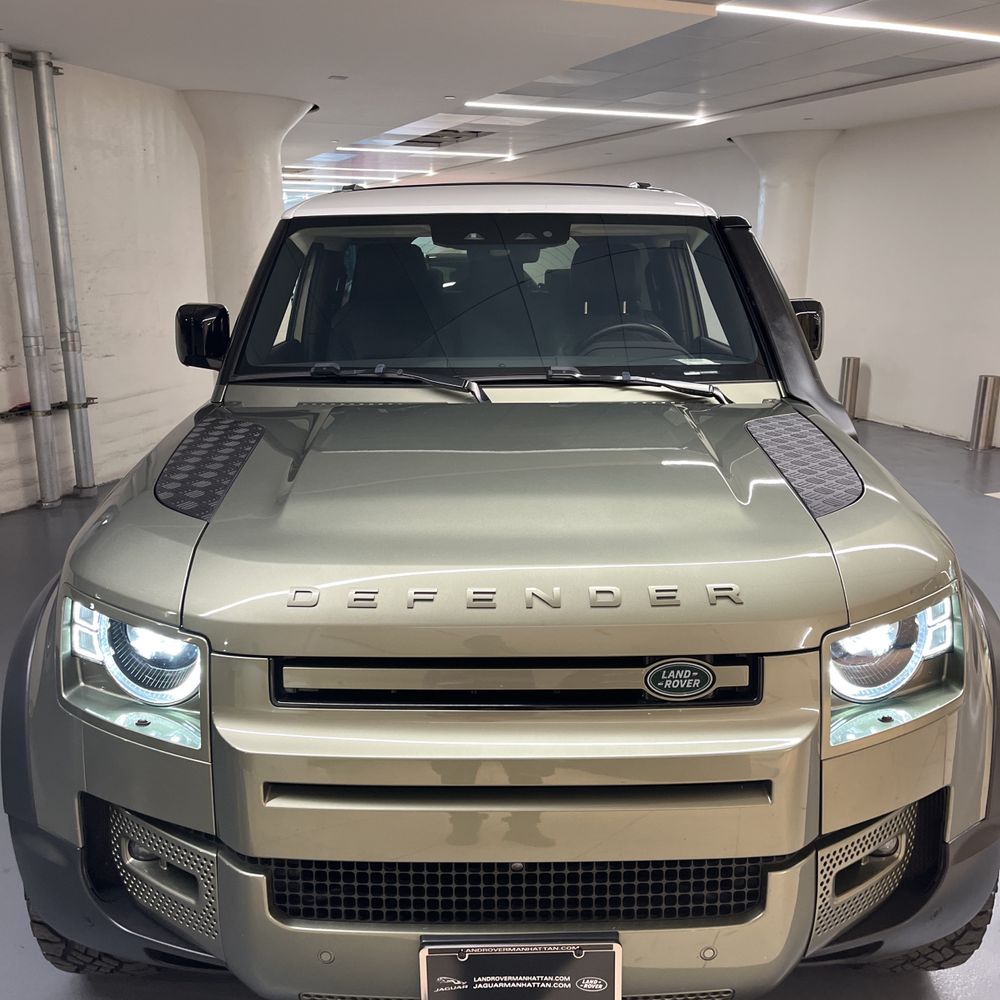 2021 Land Rover Defender 90 First Edition