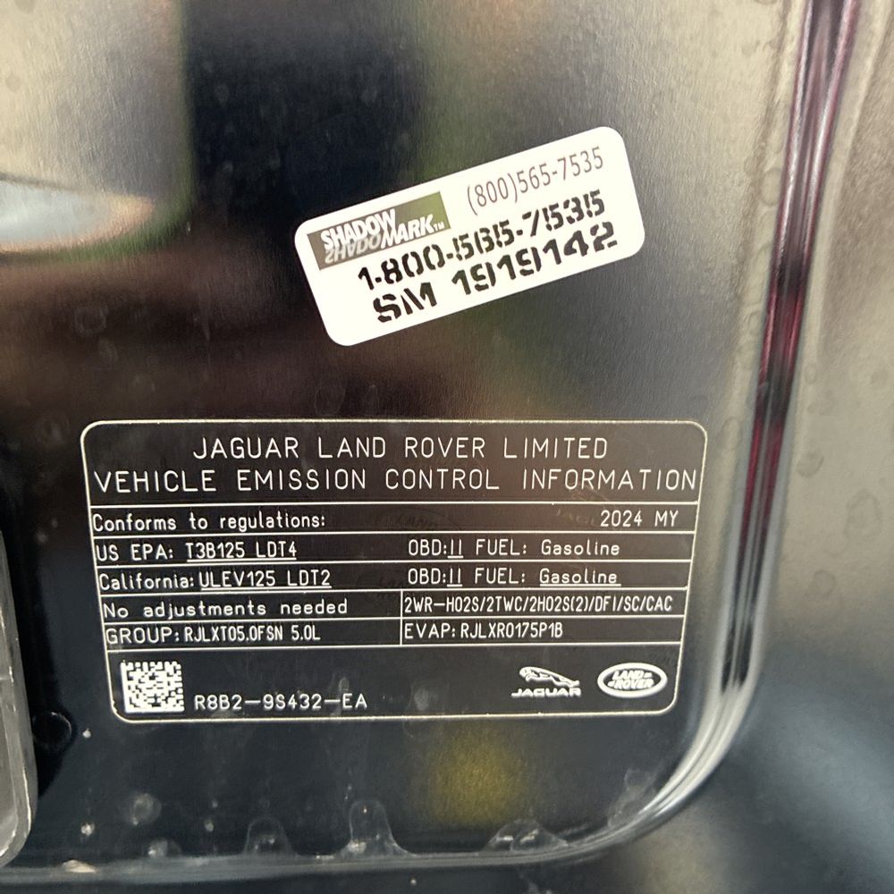 2024 Land Rover Defender 110 Carp Ed V8 P525