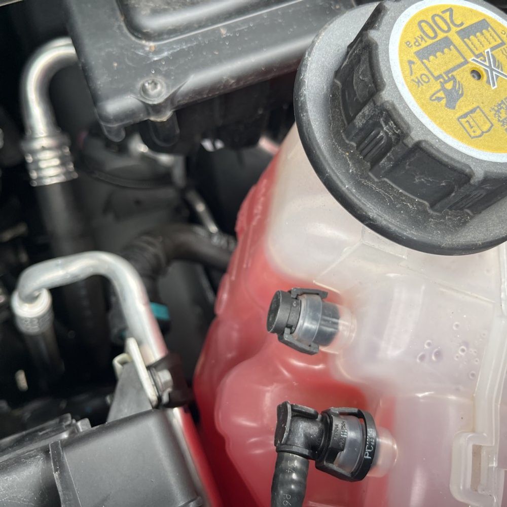 2025 Land Rover Defender 110 V8 P525