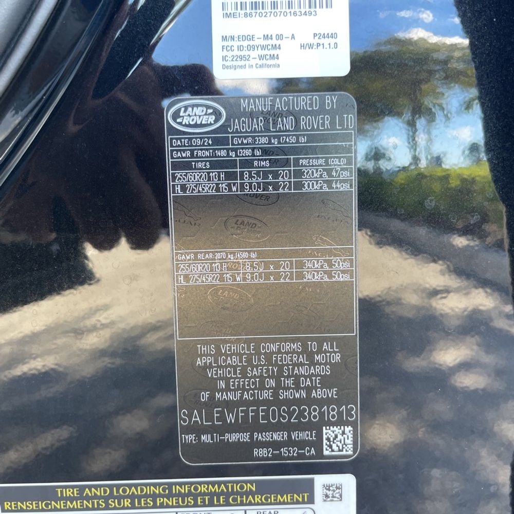 2025 Land Rover Defender 130 V8 P500
