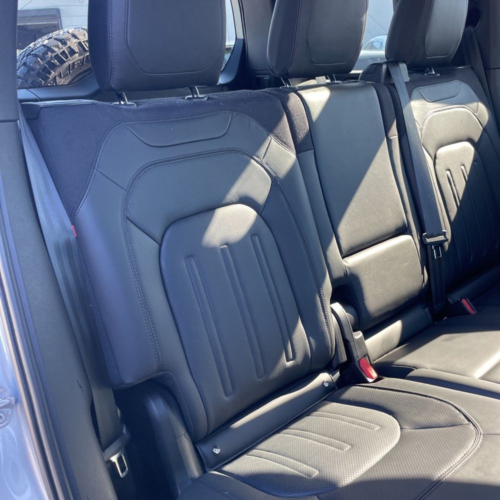 2023 Land Rover Defender 110 X