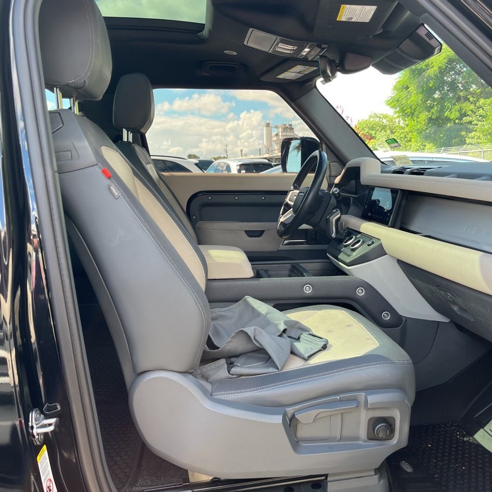 2022 Land Rover Defender 90 X-Dynamic S