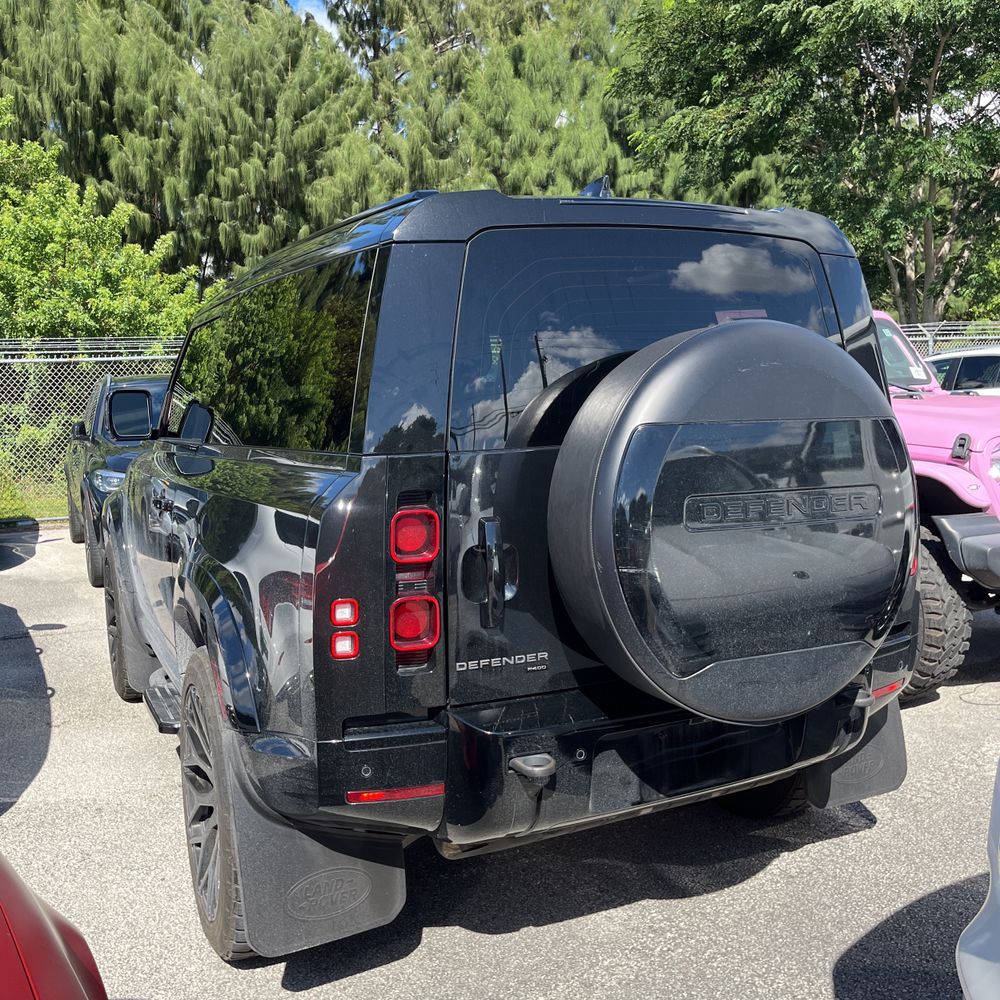 2022 Land Rover Defender 90 X-Dynamic S
