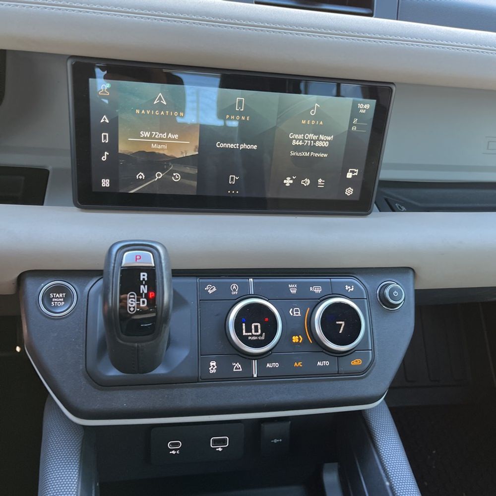 2022 Land Rover Defender 90 X-Dynamic S