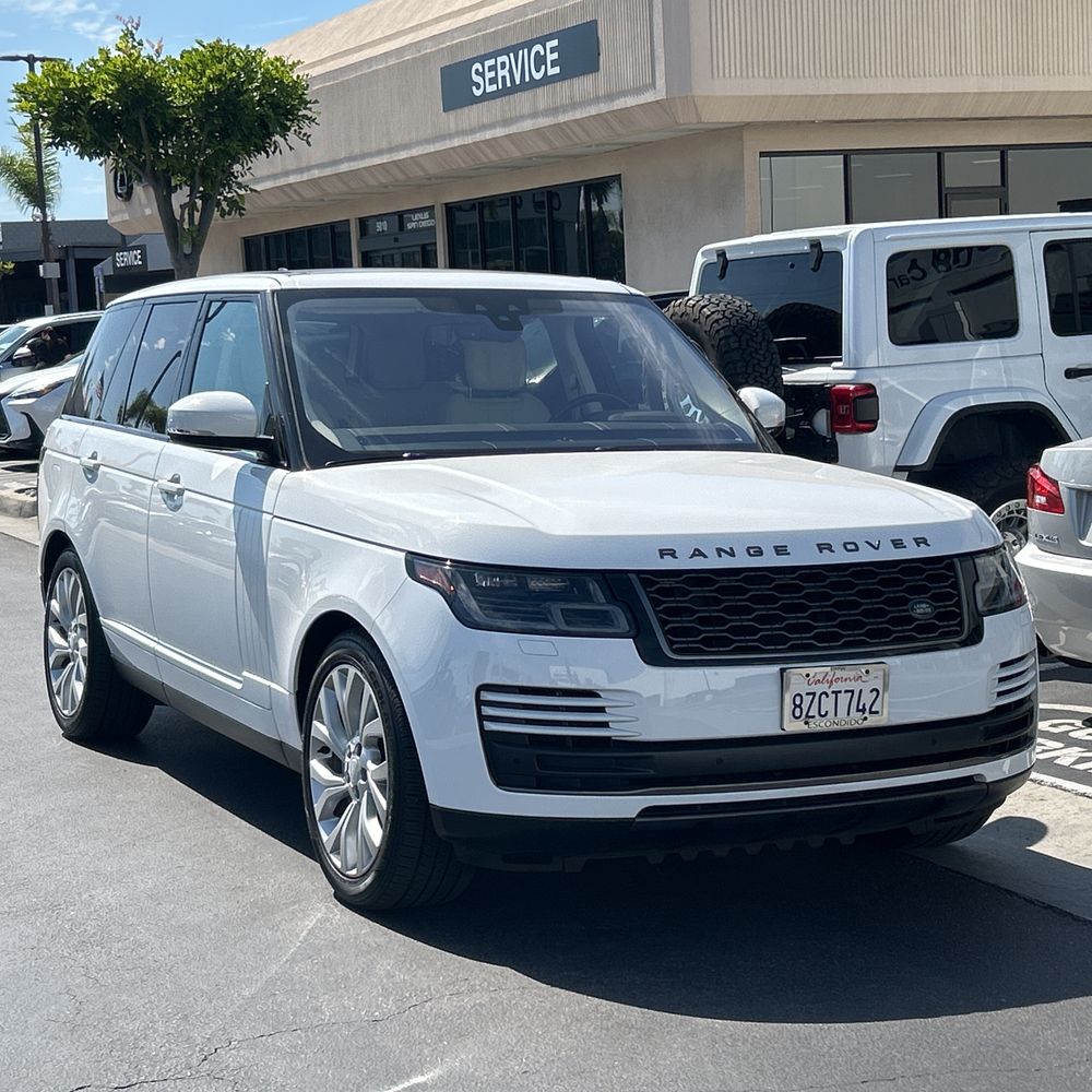 2022 Land Rover Range Rover Base