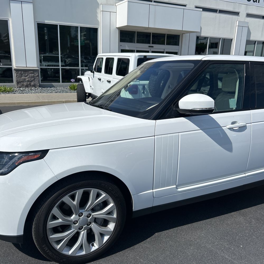 2022 Land Rover Range Rover Base