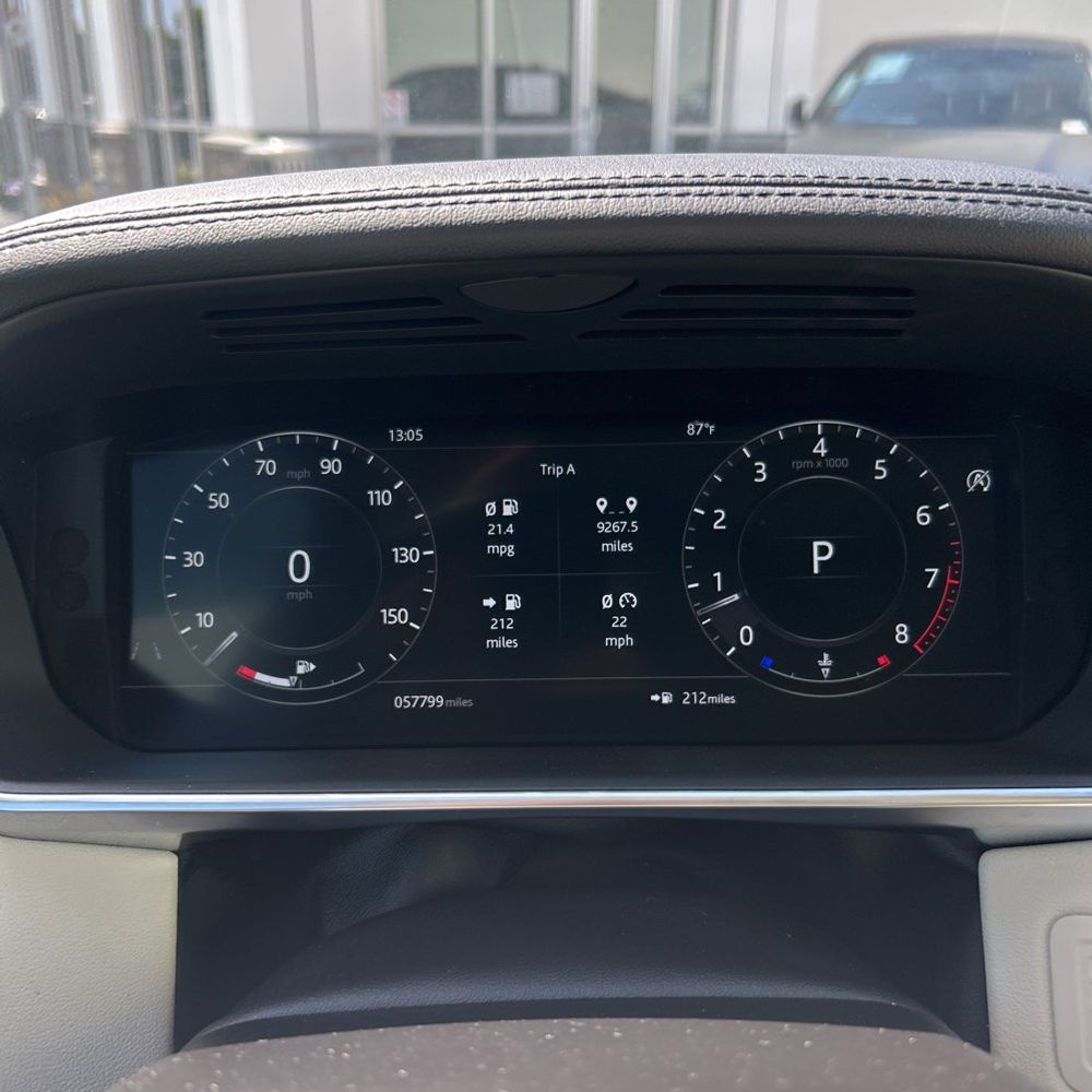 2022 Land Rover Range Rover Base