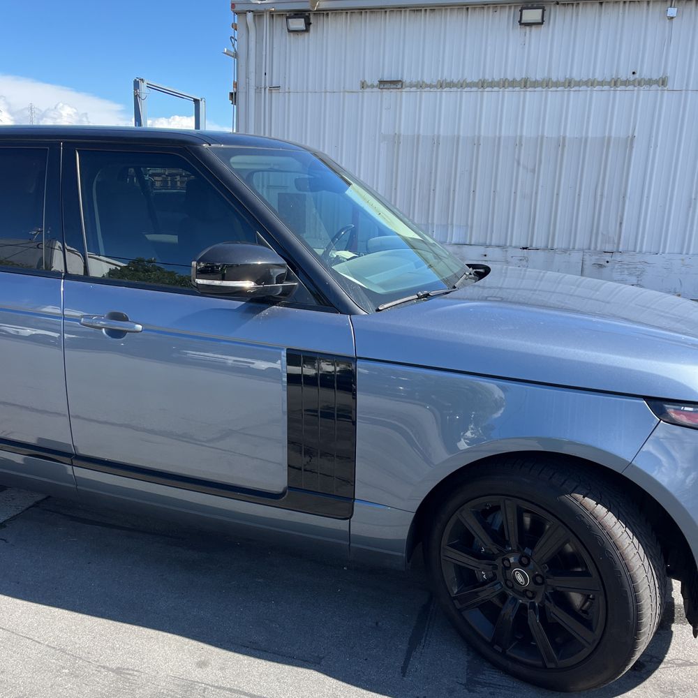 2020 Land Rover Range Rover P525 HSE