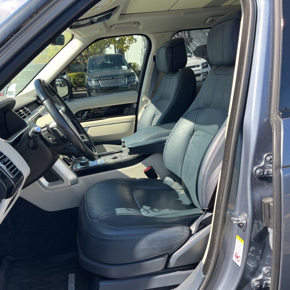 2020 Land Rover Range Rover P525 HSE