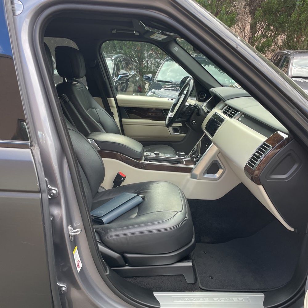 2021 Land Rover Range Rover Westminster P525