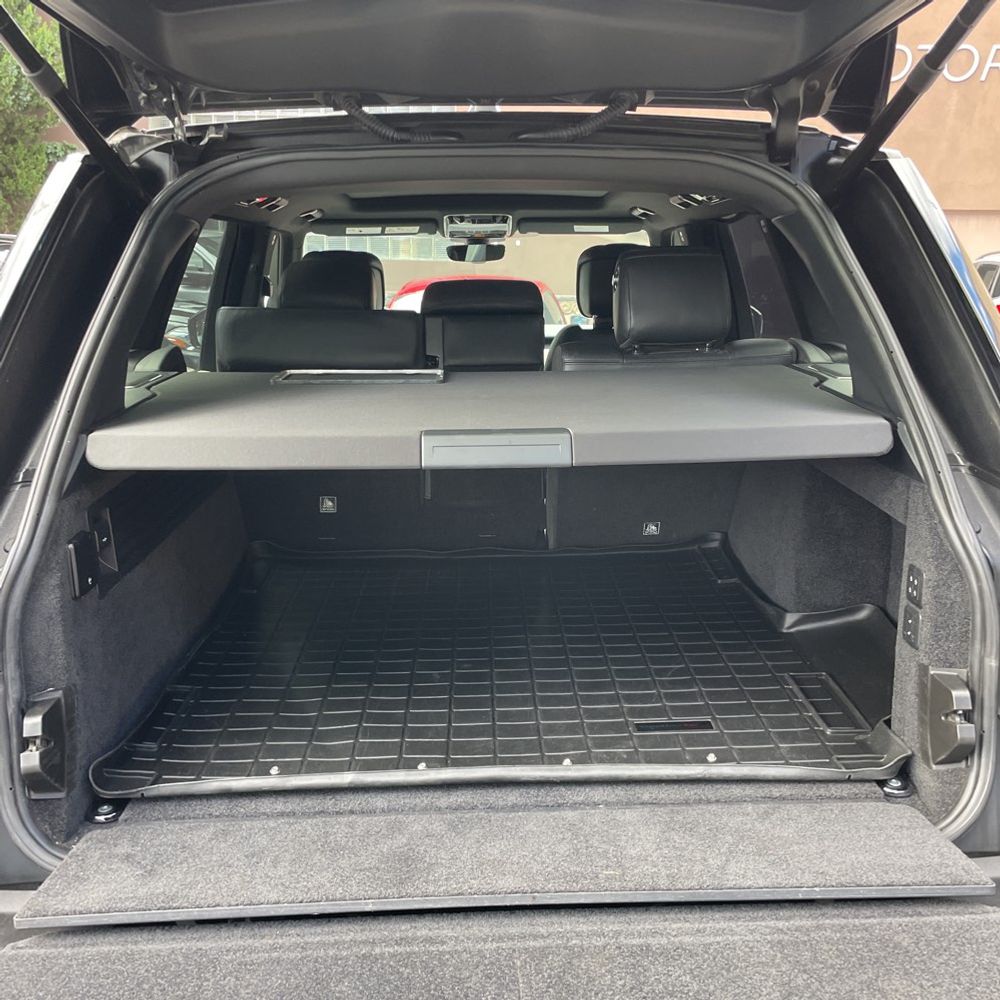 2021 Land Rover Range Rover Westminster P525