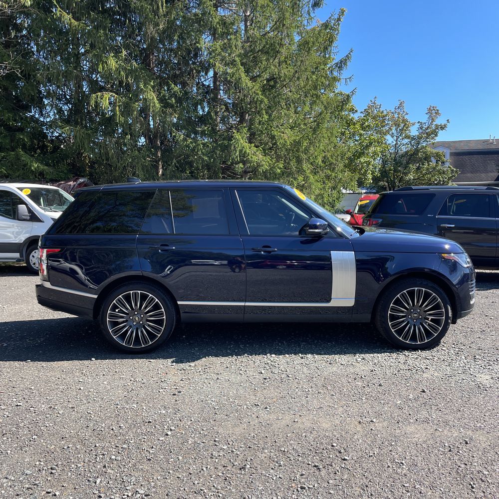 2022 Land Rover Range Rover Westminster P525