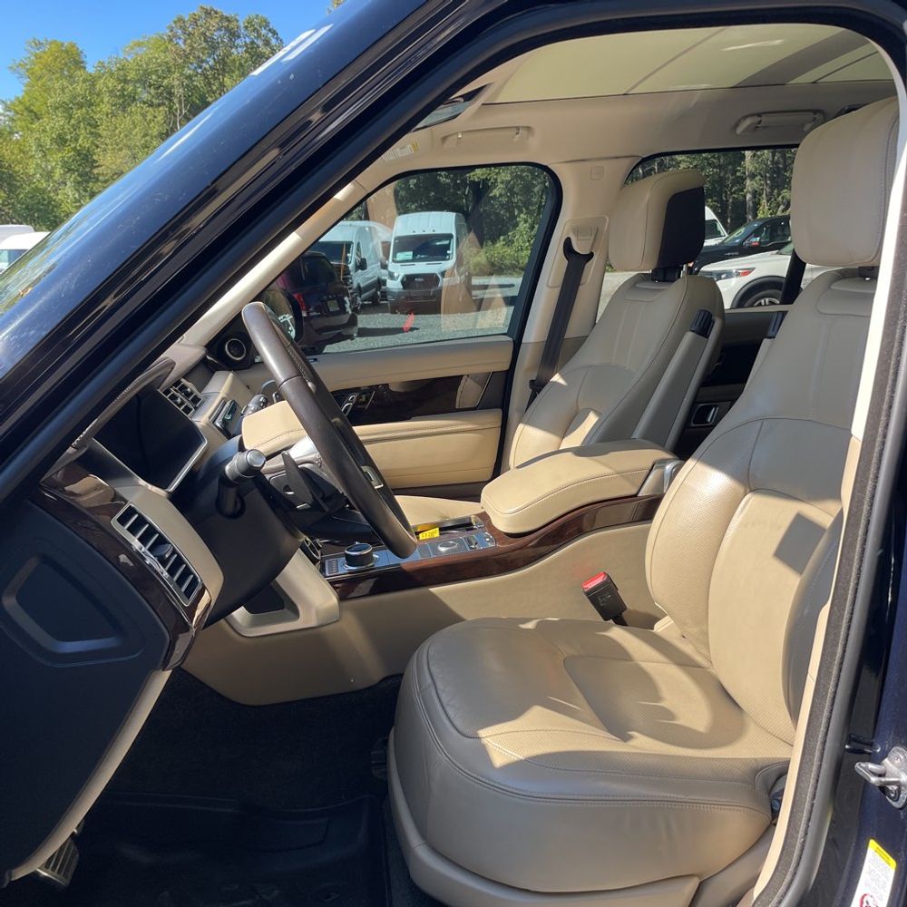 2022 Land Rover Range Rover Westminster P525