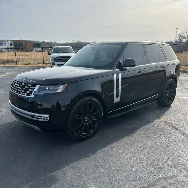2024 Land Rover Range Rover P550e Autobiography