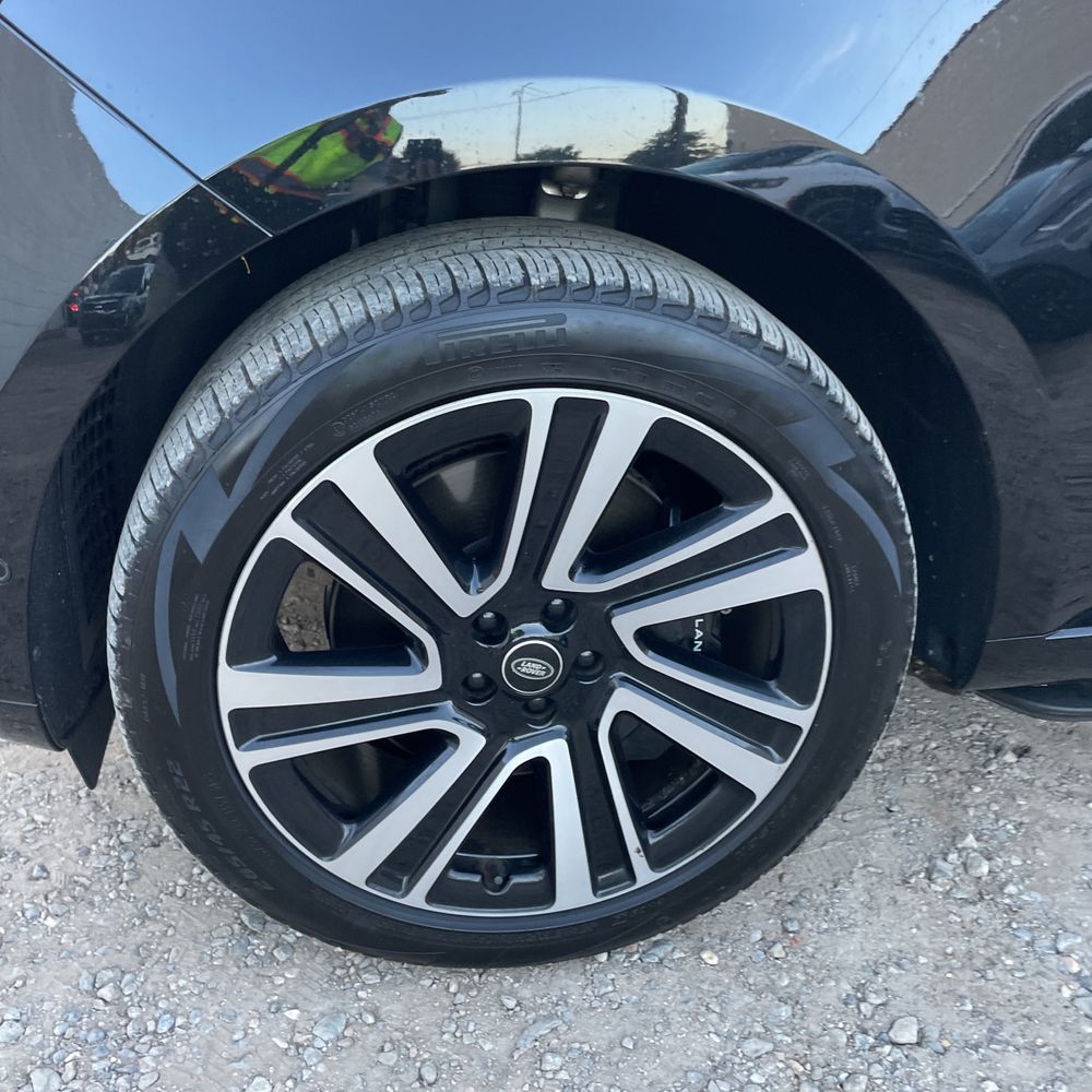 2023 Land Rover Range Rover SE
