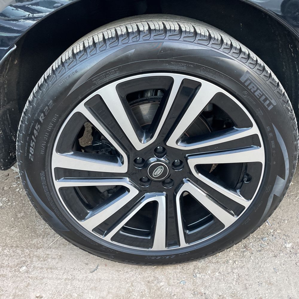 2023 Land Rover Range Rover SE