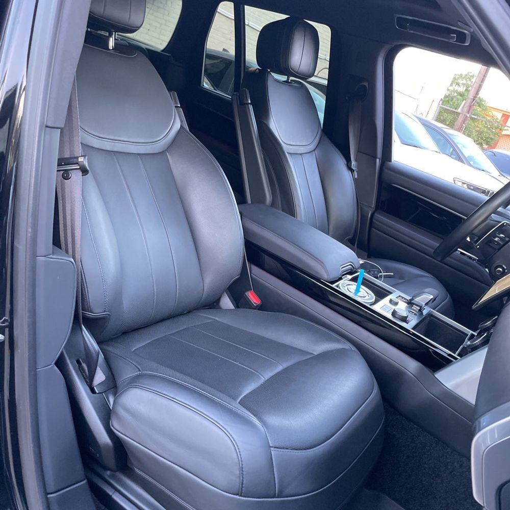 2023 Land Rover Range Rover SE