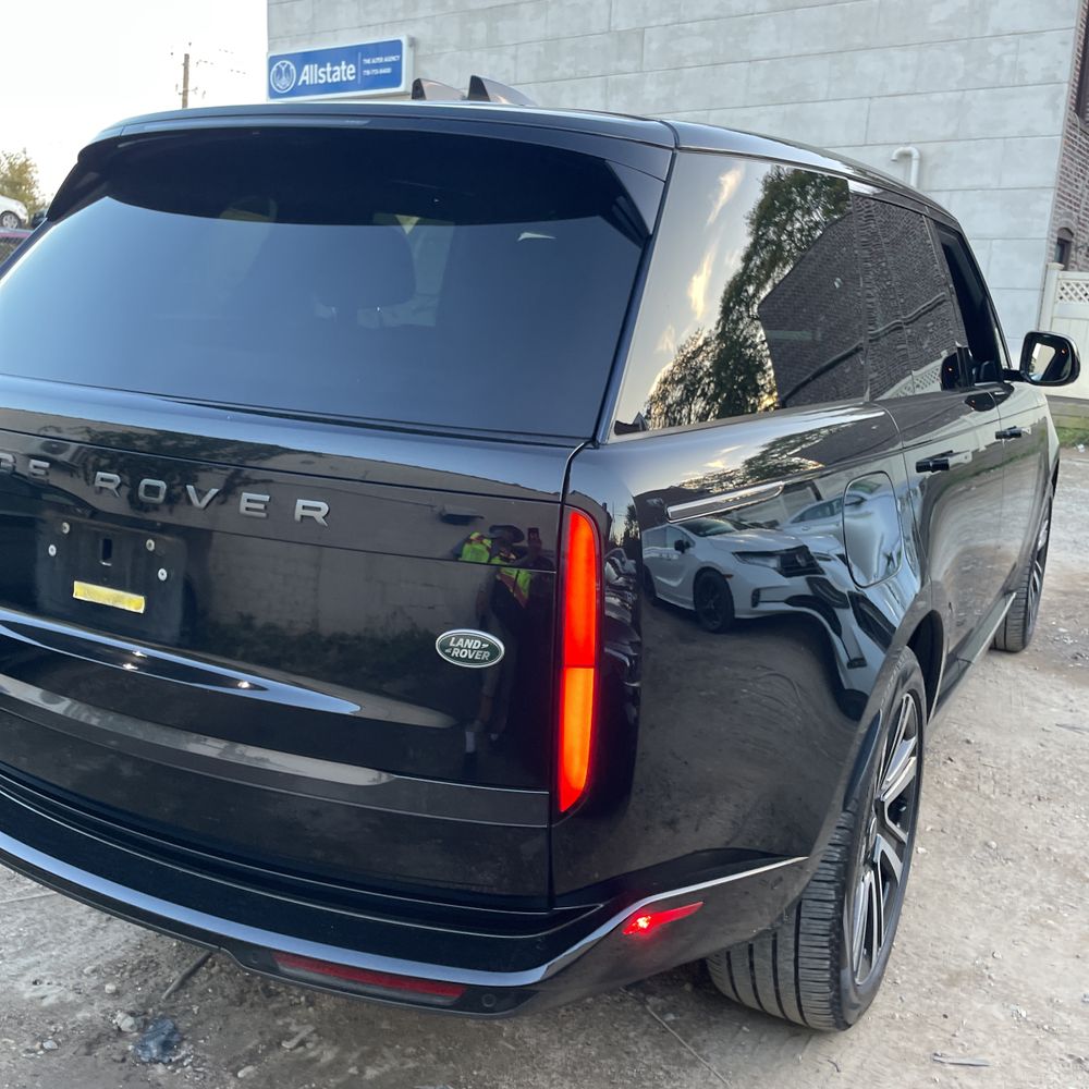2023 Land Rover Range Rover SE