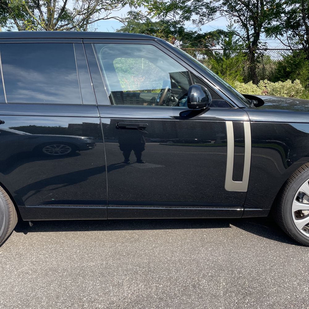 2025 Land Rover Range Rover SE P530