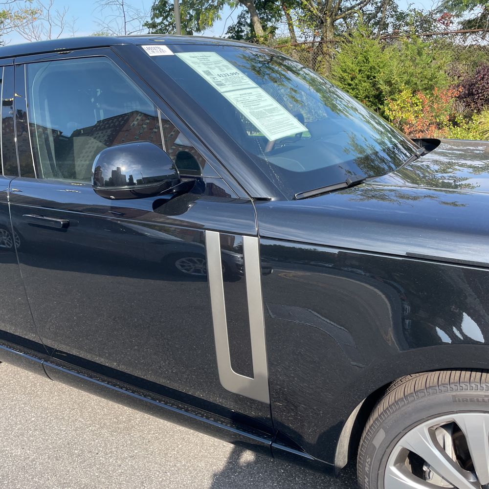 2025 Land Rover Range Rover SE P530