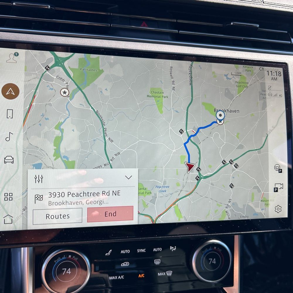 2022 Land Rover New Range Rover SE