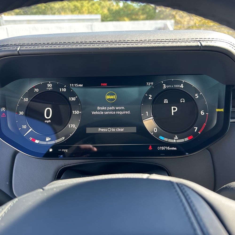 2022 Land Rover New Range Rover SE