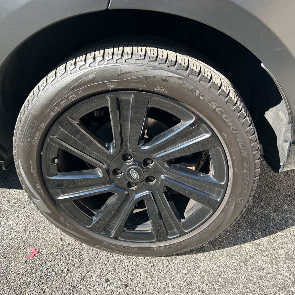 2023 Land Rover Range Rover SE