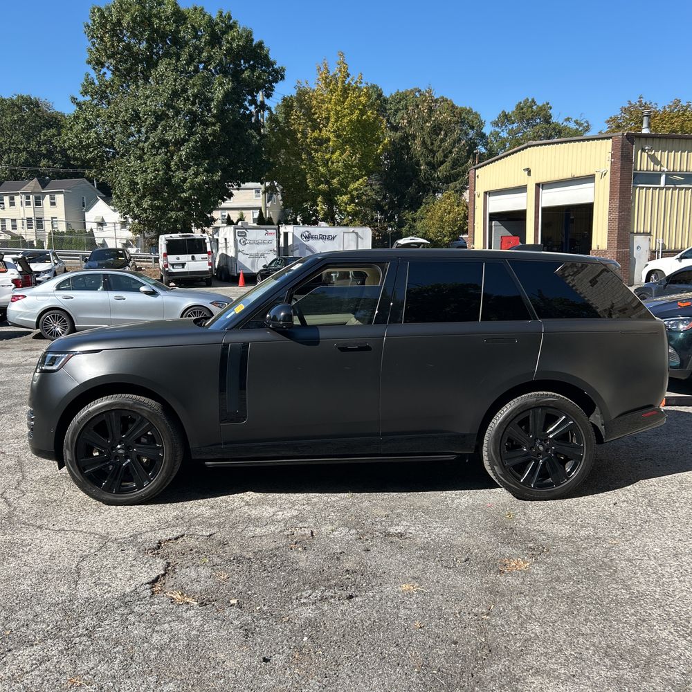 2023 Land Rover Range Rover SE
