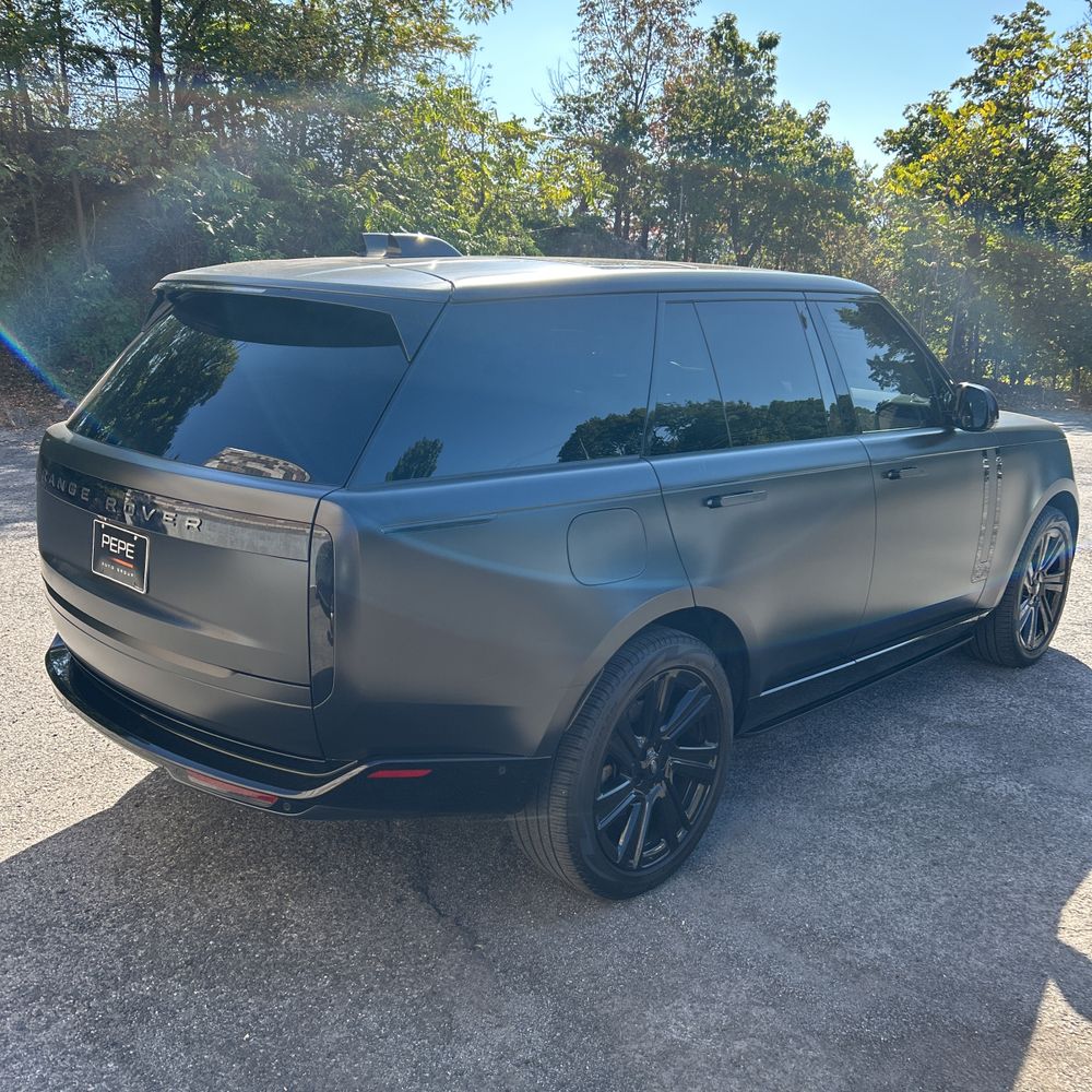 2023 Land Rover Range Rover SE