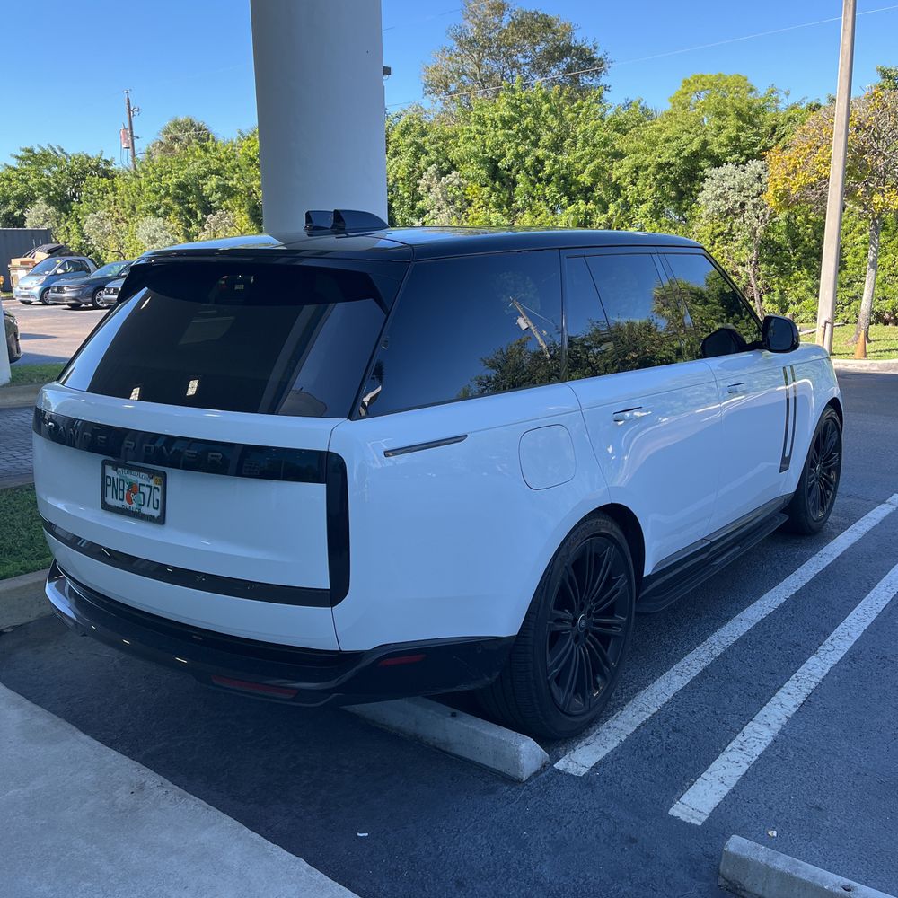 2024 Land Rover Range Rover P400 SE