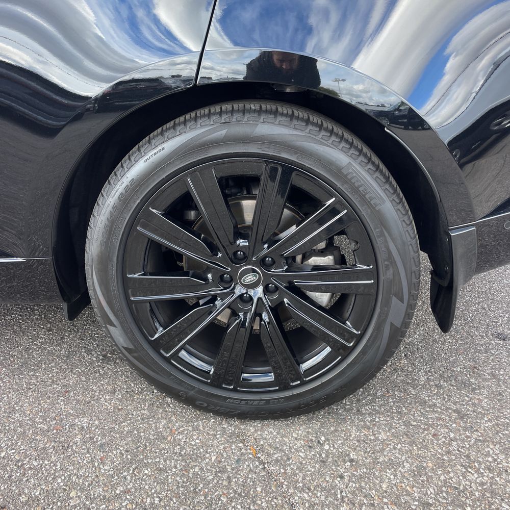 2023 Land Rover Range Rover SE